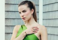 Veja joias avaliadas em mais de R$700 mil usadas por Giulia Be em casamento