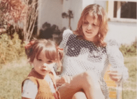 Gloria Perez homenageia a filha, Daniella, no dia em que ela faria 55 anos