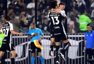Corinthians surpreende Vasco fora de casa e volta a vencer no Brasileirão