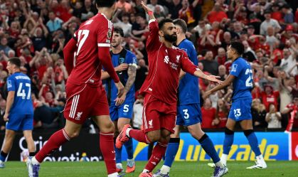 Atual campeão, Liverpool bate Bournemouth em estreia da Premier League