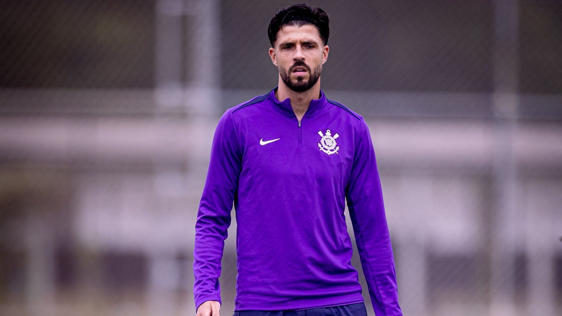 Héctor Hernández em treino do Corinthians