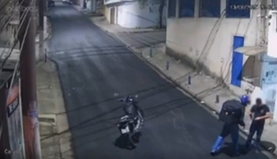 homem baleado aliança