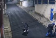 Homem é baleado após não conseguir tirar aliança do dedo e reagir a assalto