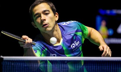 Com emoção e recordes, Hugo Calderano é campeão do WTT de Foz do Iguaçu