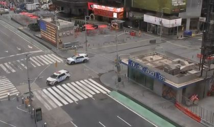 Polícia de Nova York esvazia Times Square e pede que pessoas evitem região
