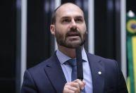 EUA planejam novas sanções ao Brasil, diz Eduardo ao Financial Times
