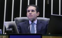 Hugo ressuscita análise de texto que amplia proteção a parlamentares