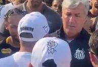 Torcedores do Santos invadem CT Rei Pelé; veja detalhes