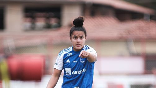 Isabela, jogadora do Cruzeiro