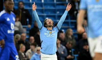 Everton acerta empréstimo de uma temporada com Grealish, do Manchester City