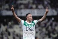 Juventude marca no fim, vence Ceará e empurra Vasco para o Z4