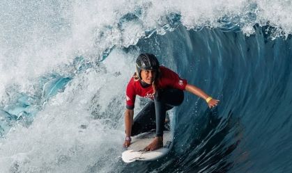 Conheça Kelia Gallina, surfista de 12 anos que participará de etapa da WSL