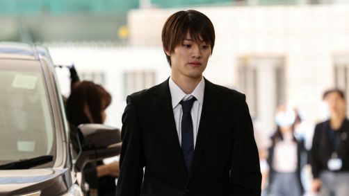 Kenshin Kamimura chega a tribunal de Hong Kong