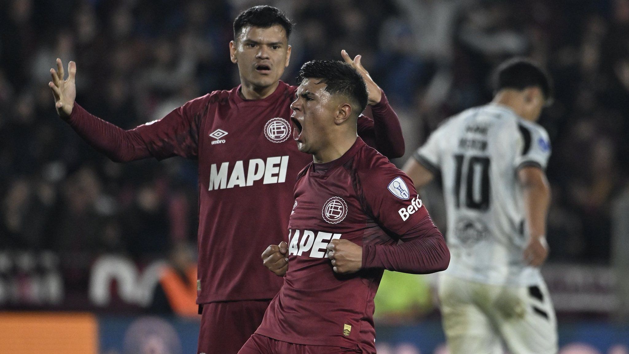 Lanús superou o também argentino Central Córdoba nos pênaltis