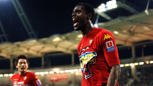Grafite comemora um dos gols que marcou com a camisa do Grafite