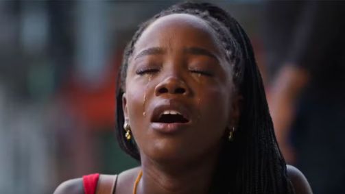 Leo é acusada injustamente de roubar carteira de Jaques