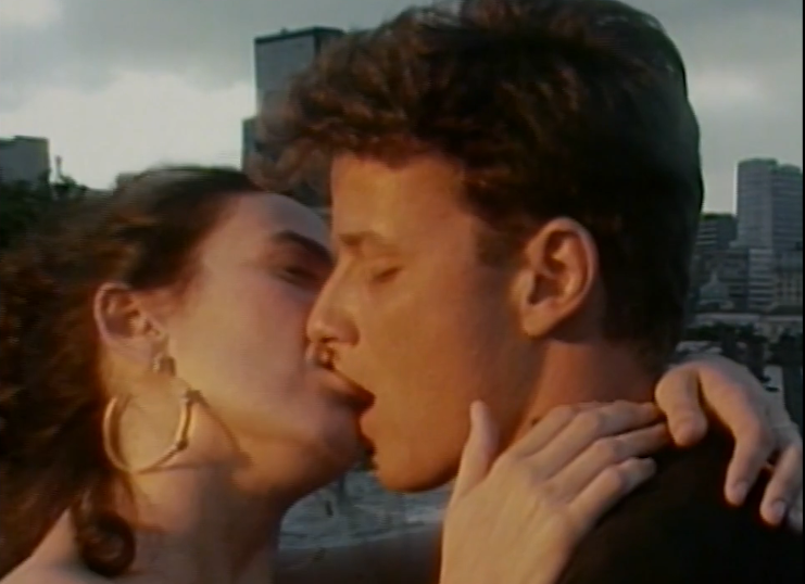 Aldeíde e André em capítulo final de "Vale Tudo" (1988) • Reprodução/ Globoplay