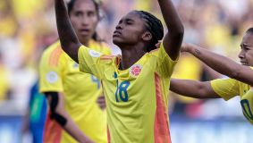 Linda Caicedo comemorando seu gol pela Copa América Feminina