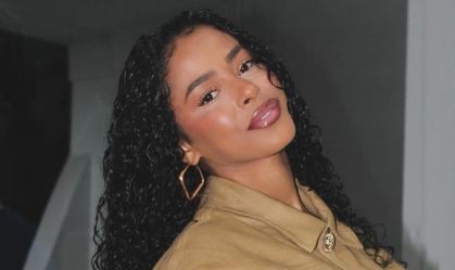 Lorena Maria deu à luz em fevereiro e chegou a rebater críticas sobre a roupa que usou para sair da maternidade corpo que recebeu após o nascimento do filho