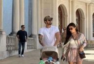 Luan Santana passeia com filha e Jade Magalhães em Portugal