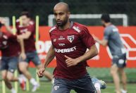 São Paulo confirma o retorno de Lucas Moura para jogo contra o Vitória