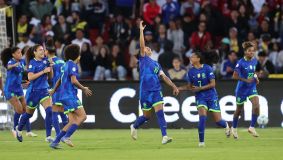 Marta comemorando um dos seus gols na final da Copa América Feminina