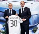 Reforço do Real Madrid exalta ídolo do Barcelona em apresentação