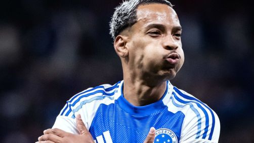 Matheus Pereira comemora seu gol pelo Cruzeiro contra o São Paulo