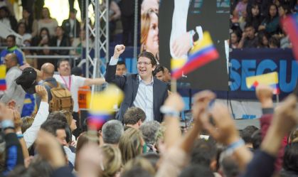 Novo estádio de Bogotá pode levar nome de Miguel Uribe