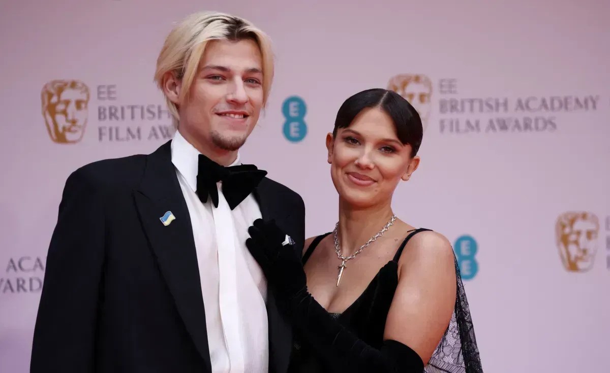millie-bobby-brown-e-jake-bongiovi-premio-bafta-inglaterra