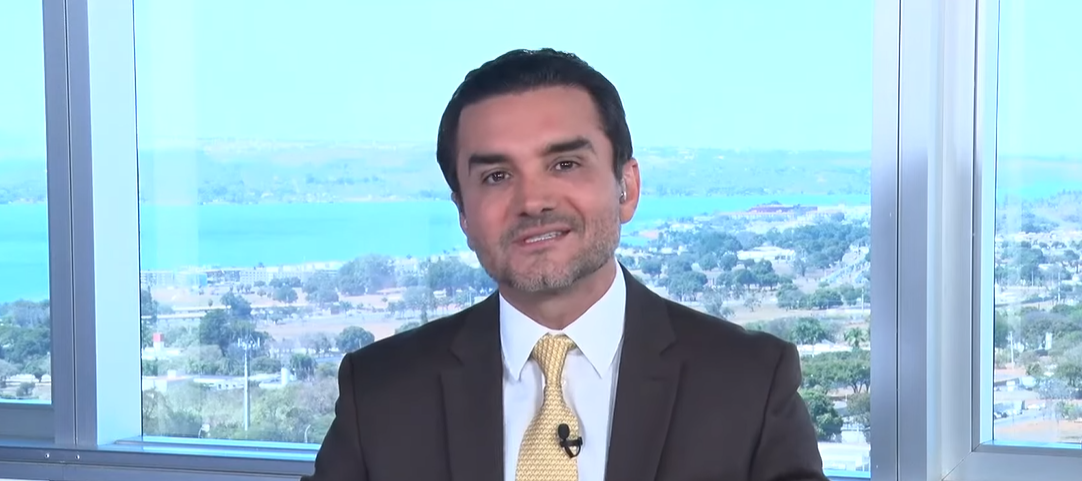 Ministro do Turismo, Celso Sabino, durante entrevista ao Bastidores CNN