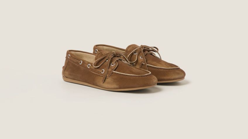 Sapato camurça Miu Miu • Divulgação/Miu Miu