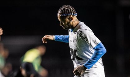 Vídeo: Neymar discute com jornalista após vitória do Santos