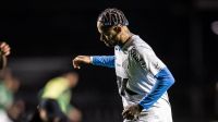 Vídeo: Neymar discute com jornalista após vitória do Santos