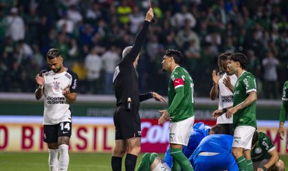 Aníbal quebra o silêncio após expulsão decisiva em Palmeiras x Corinthians