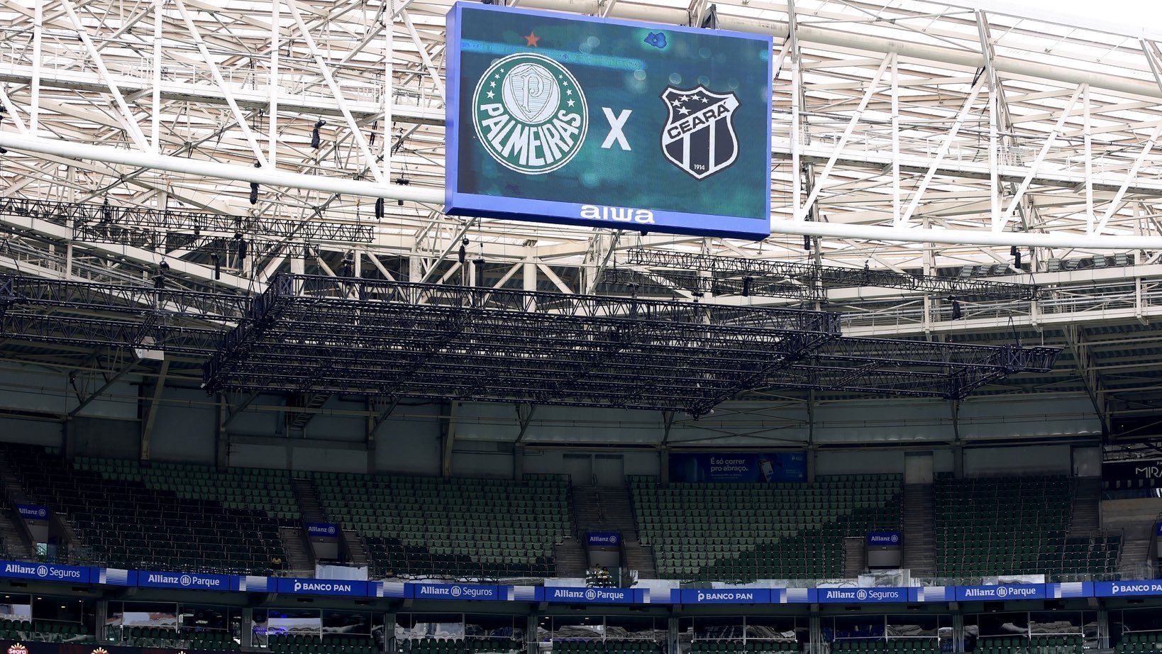 Palmeiras enfrenta o Ceará no Brasileirão