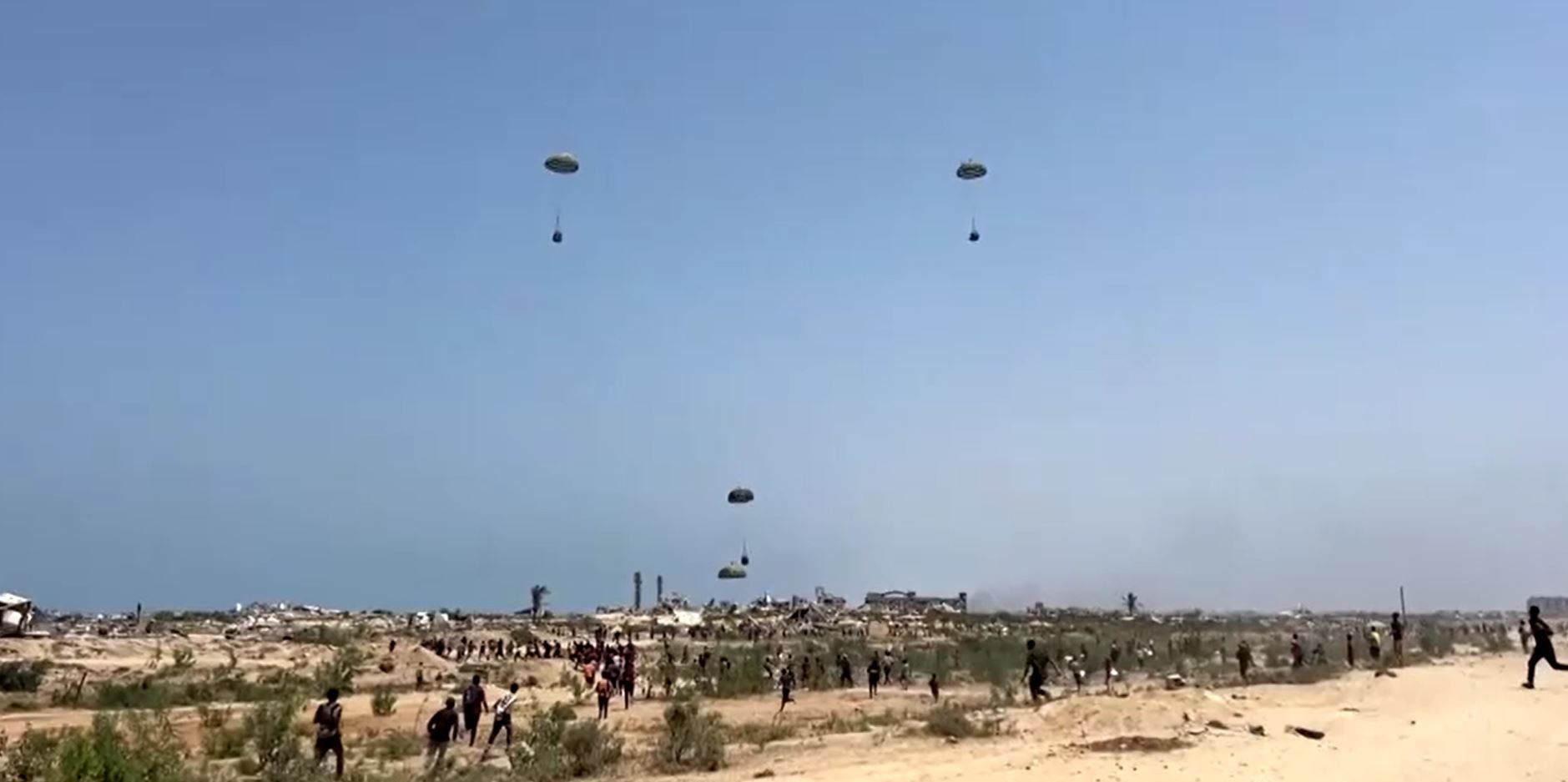 paraquedas ajuda gaza