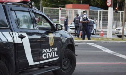 Homem é preso após matar ex-companheira na frente do filho de 6 anos