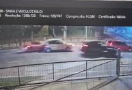 Vídeo: Porsche atinge carros parados em semáforo em suposto racha no RS
