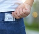 Homens em relações estáveis usam menos preservativo, aponta estudo