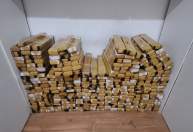 SP: Polícia encontra 495 kg de drogas após abordar casal em carro clonado