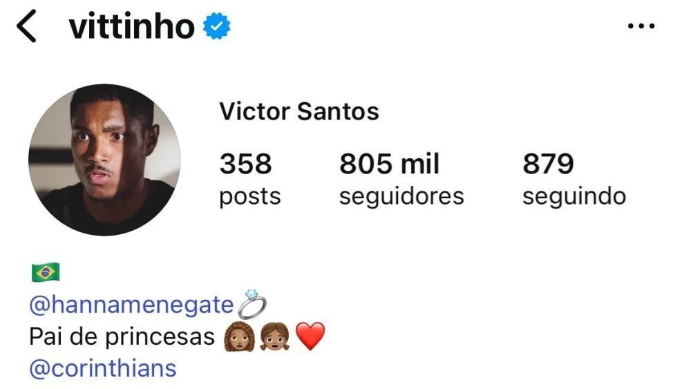 Vitinho alterou a sua biografia do Instagram • Reprodução/Instagram