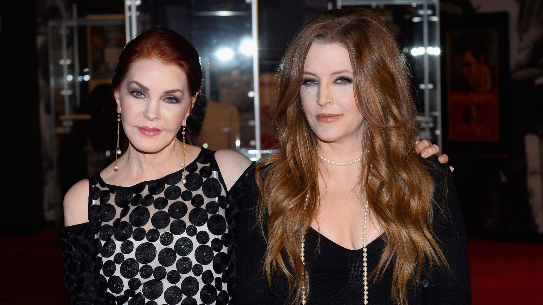 Priscilla Presley e Lisa Marie Presley em 2015