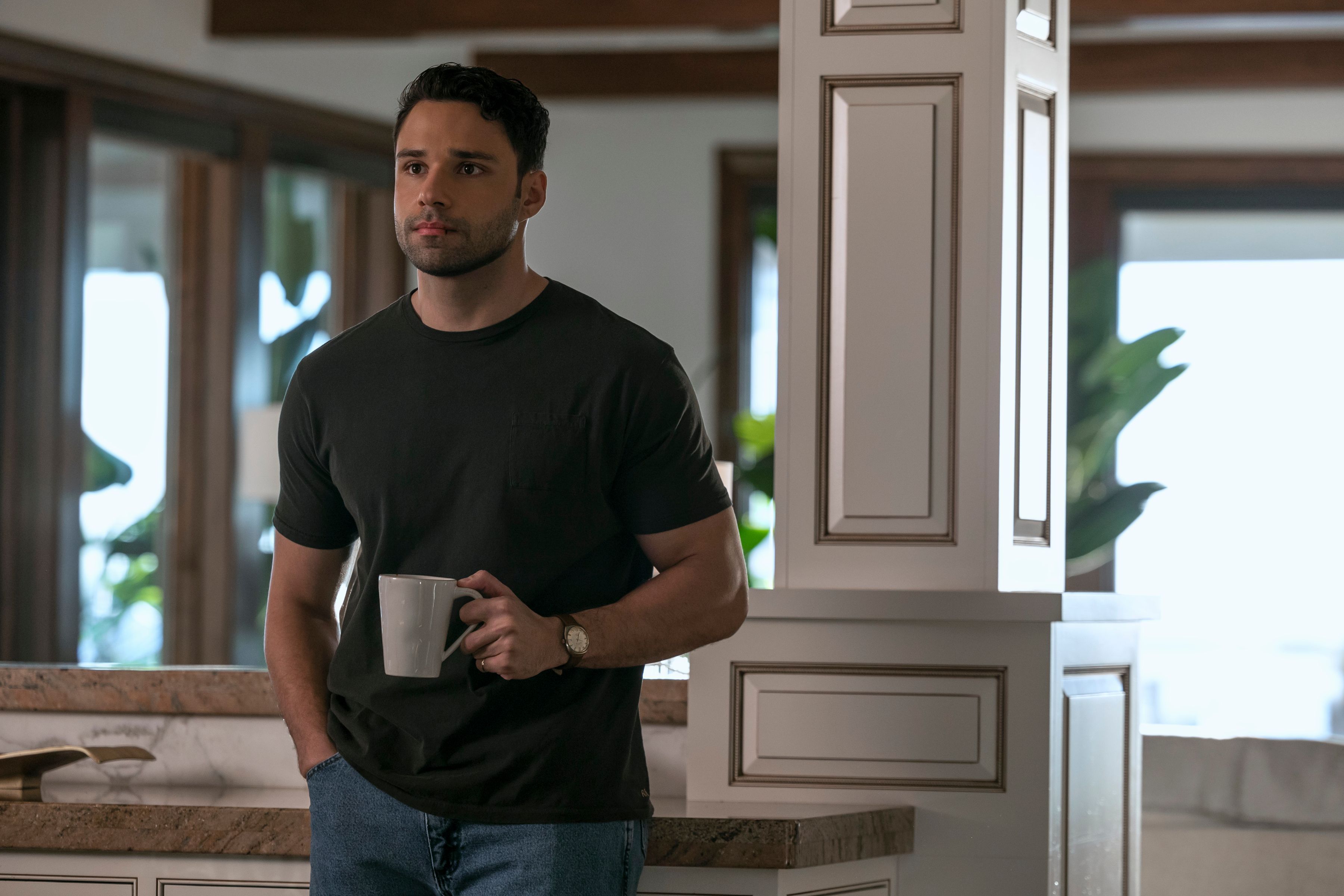 Rafael Silva como Shawn Wilson em "O Píer" • Dana Hawley/Netflix