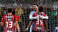 Veja o pênalti defendido por Rafael em Atlético Nacional x São Paulo