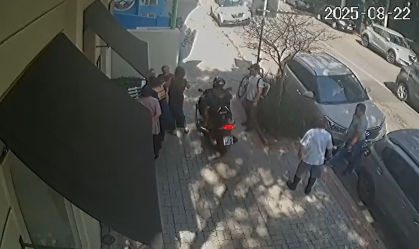 Vídeo: durante gravação com Tom Zé, equipe de vereador é roubada em SP