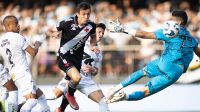 Brasileirão: veja chances de rebaixamento de Santos e Vasco após goleada