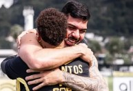 Santos: Neymar se despede de companheiro que estava há dez anos no clube