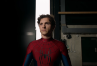 "Homem-Aranha 4": Tom Holland posta bastidores do filme vestido como herói