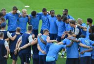 “Queremos tentar vencer”, diz Thomas Frank, do Tottenham, sobre a Champions